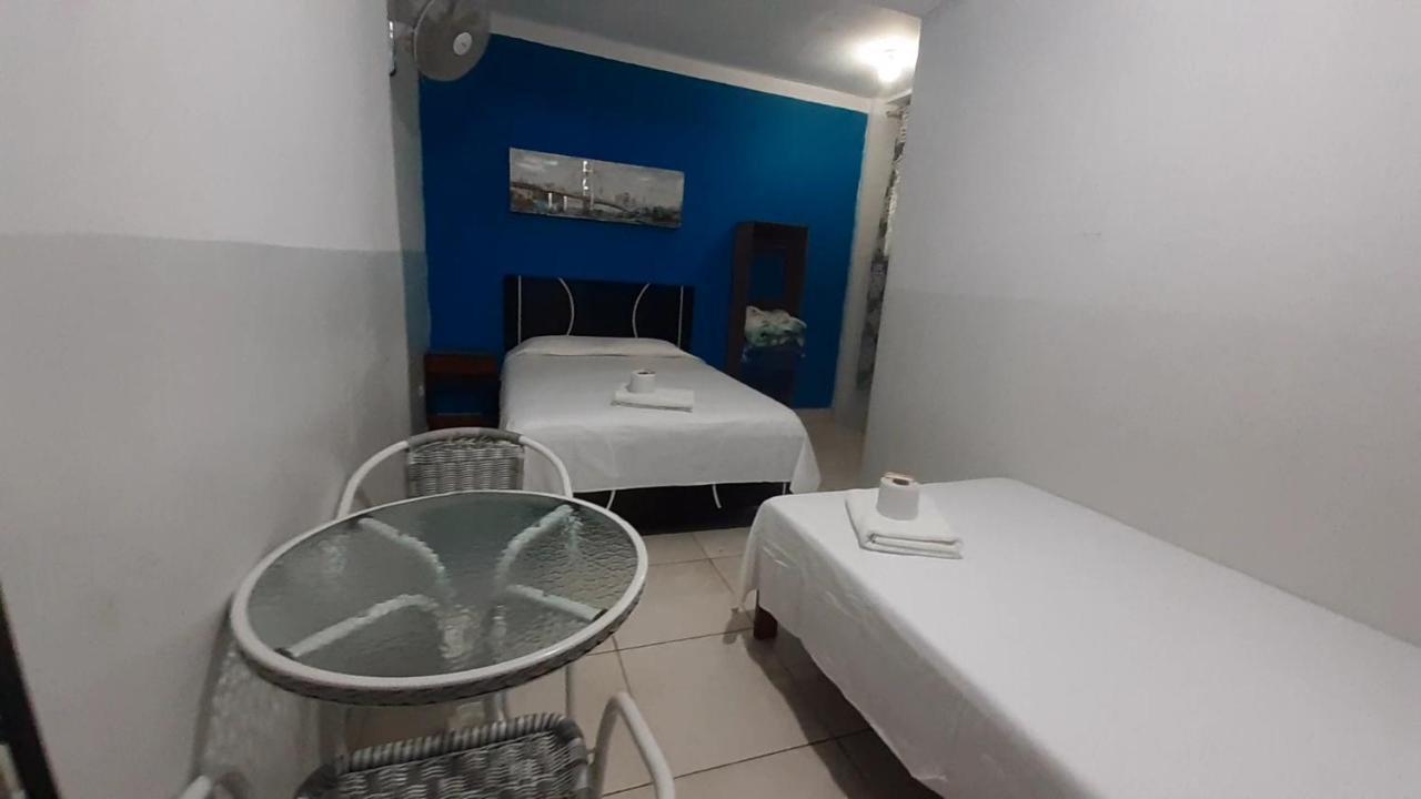 Aypa Hostal Трухильо Екстериор снимка