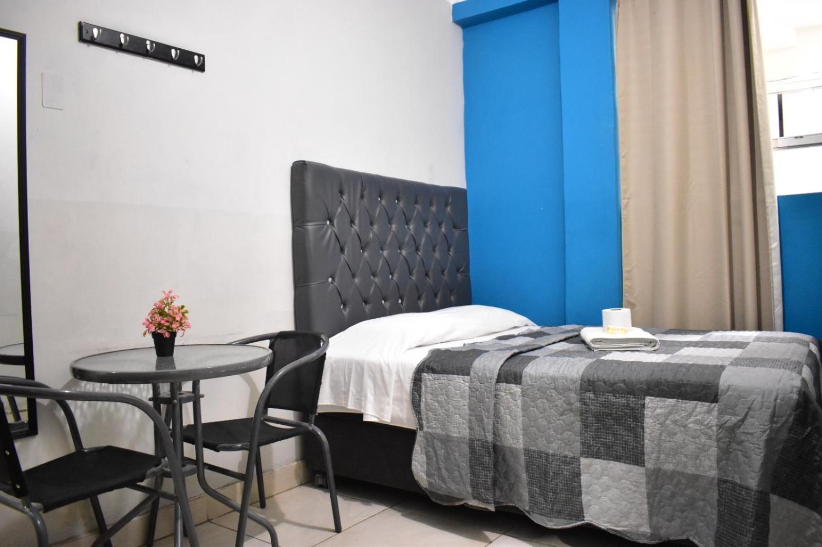Aypa Hostal Трухильо Екстериор снимка