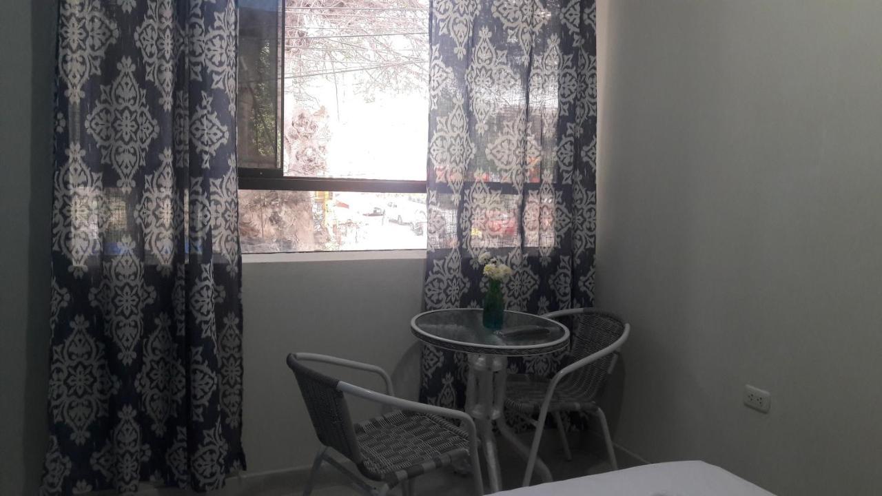 Aypa Hostal Трухильо Екстериор снимка