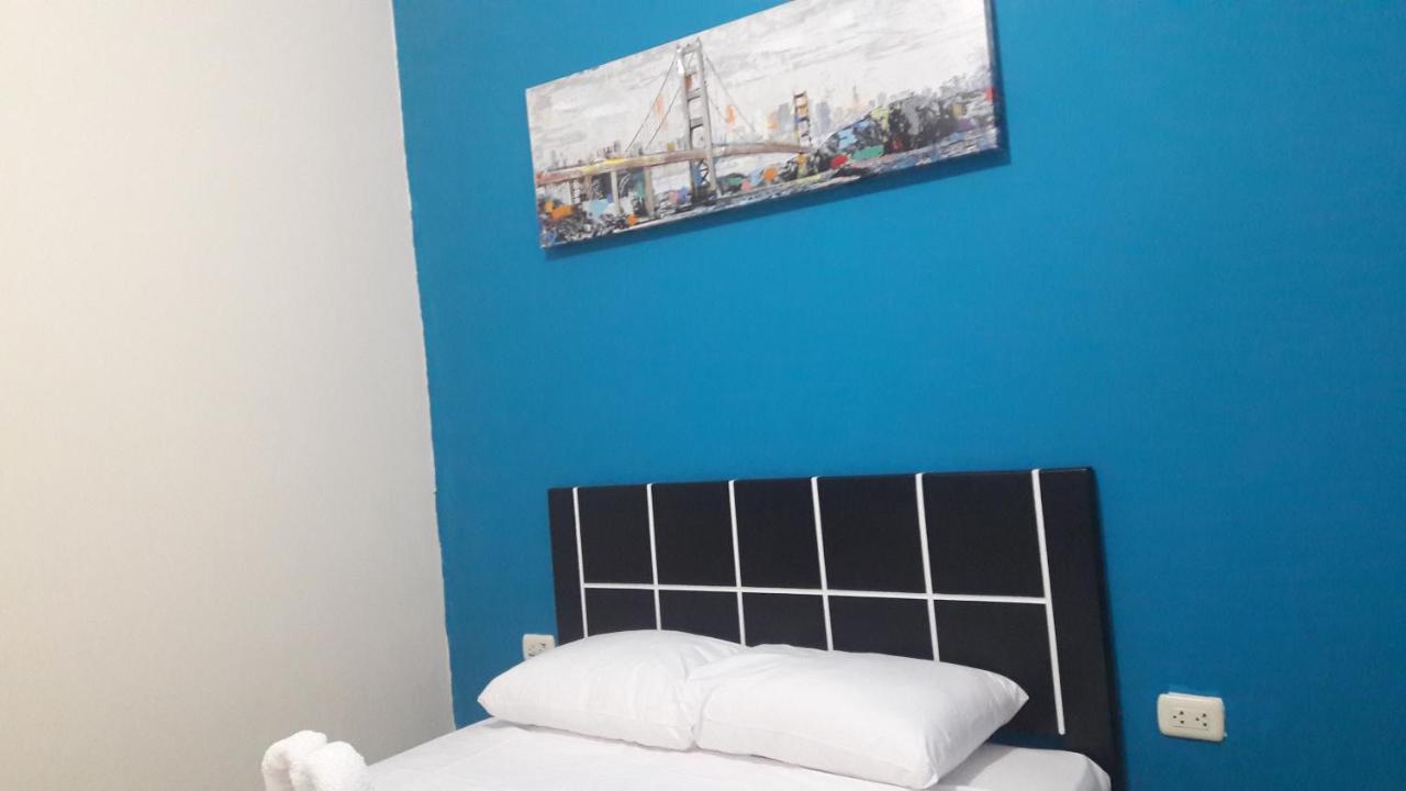 Aypa Hostal Трухильо Екстериор снимка