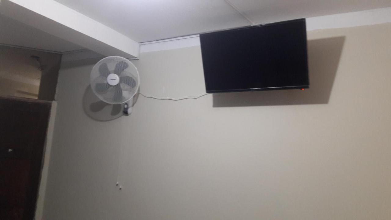 Aypa Hostal Трухильо Екстериор снимка